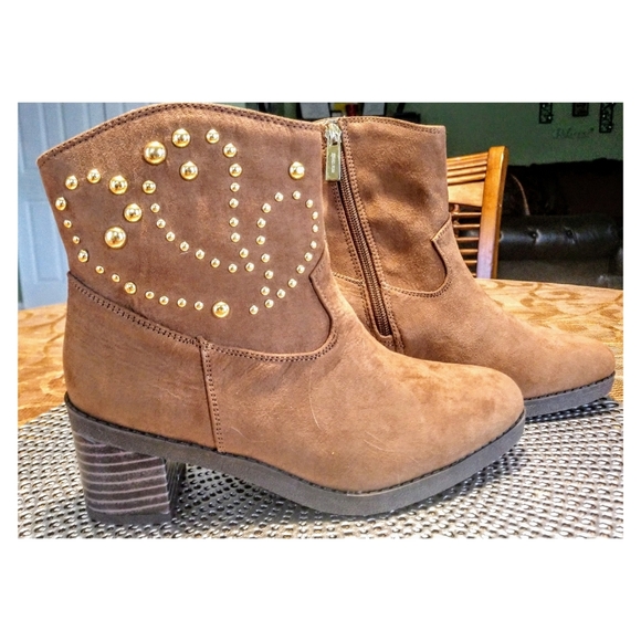 NWT!! MICHAEL KORS ANKLE BOOTIES! - Picture 1 of 8